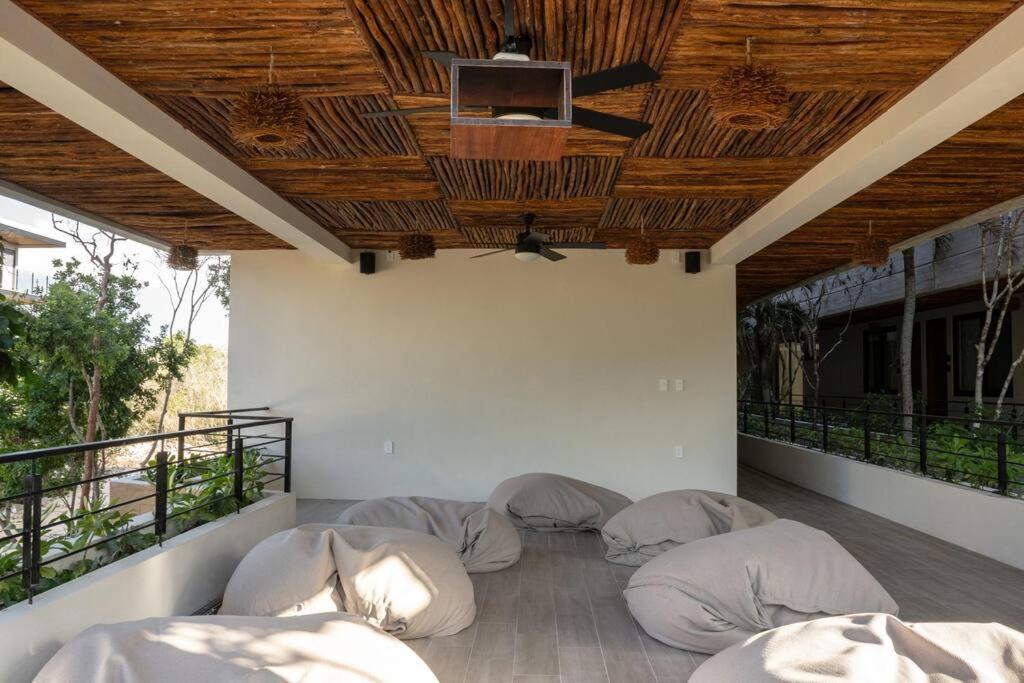 Apartment New 2 Bed Bath -